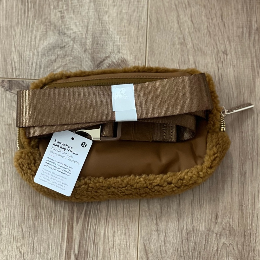 Lululemon Everywhere Fleece Brown Belt Bag burnt caramel brown - Picture 4 of 4